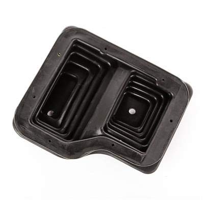 Omix-Ada | 18886.97 | Transmission Shift Boot, Outer, Manual | Oe Reference: 53004539 | Fits 1987-1995 Jeep Wrangler Yj