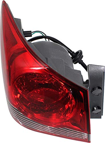 Evan Fischer Driver Side Outer Tail Light Assembly Compatible With 2011-2015 Chevrolet Cruze, 2016 Cruze Limited Body Mounted With Bulb