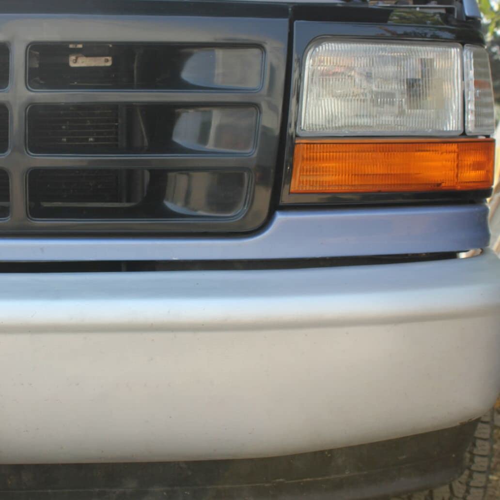 Ecotric Headlights Headlamps Trim Bezel Black Compatible With 1992-1997 F250 F350 F450 Truck & 1992-1996 Bronco F150 Pickup Truck Replacement For Part Number Fo2513135 Fo2512131