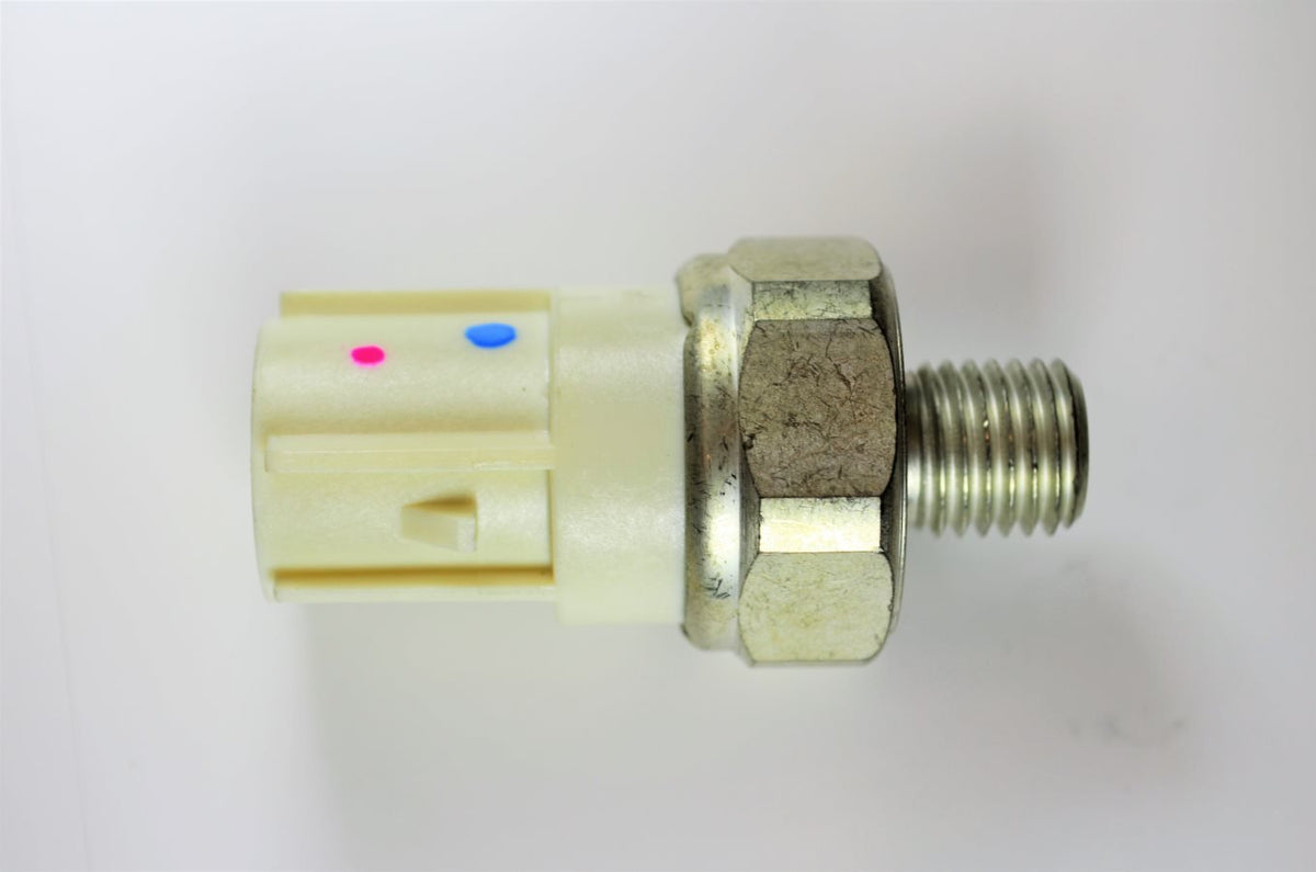 PT Auto Warehouse OPS-465 - Valve Timing Oil Pressure Switch