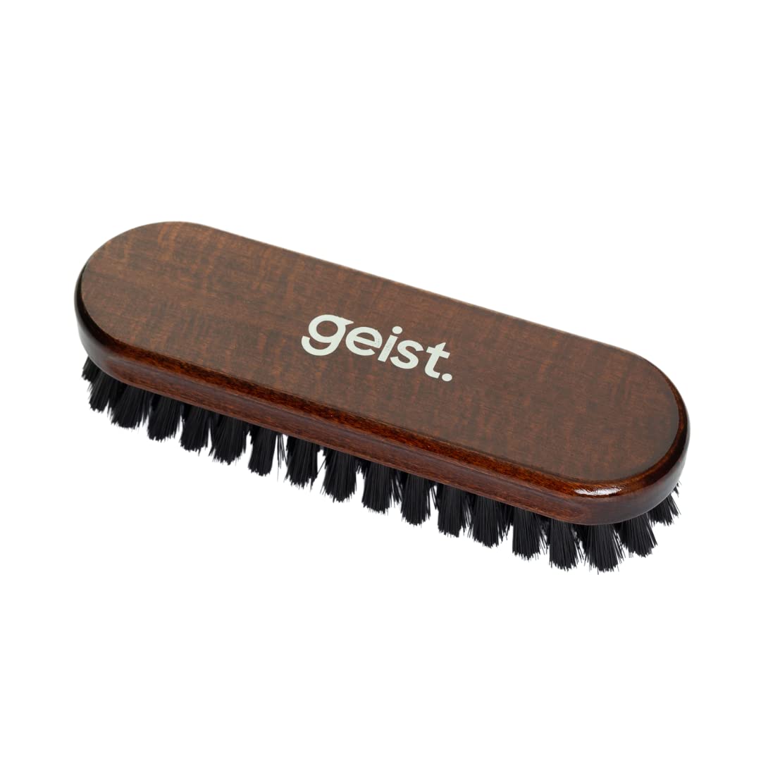 Geist. Leather & Upholstery Cleaning Brush Large | For Detailing Leather Car Seats, Leather Sofas, And Alcantara | For Car Interiors, Furniture, Boots, Shoes, Bags And More