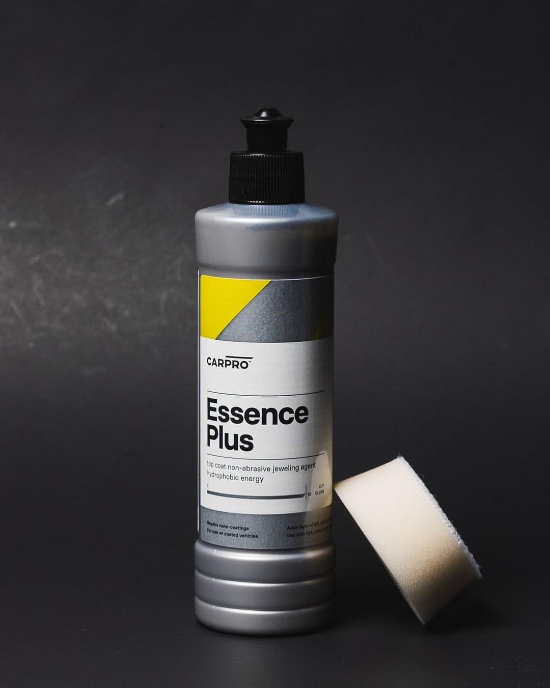 Carpro Essence Plus Non-Abrasive Gloss Agent, Sio2, Blend Of Ceramic Coat Repair Agents, High Gloss Quartz Resins, And Hydrophob