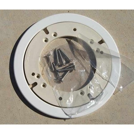 Dometic 385310139 Mounting Kit, White