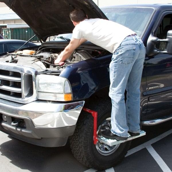 Performance Tool W41039 Non-Slip Truck Tire Service Step (Fits Up To 13 Deep Tire)