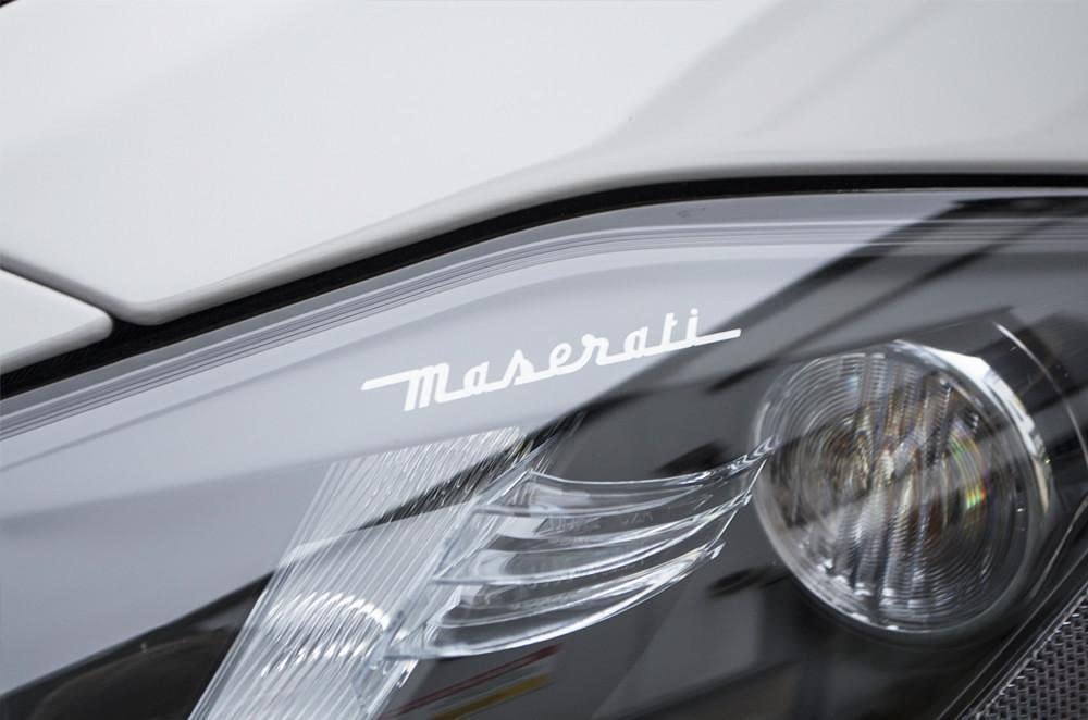 Vvivid+ Premium Vinyl Wrap Film (1/2Ft X 5Ft, Gloss Suzuka Ice Grey)