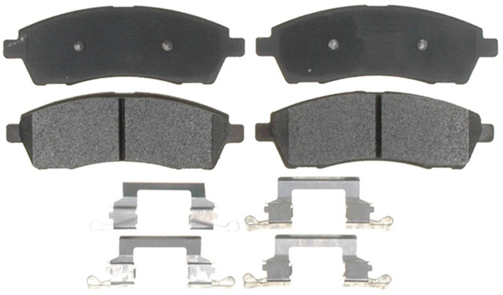 Raybestos Pgd757M Professional Grade Semi-Metallic Disc Brake Pad Set