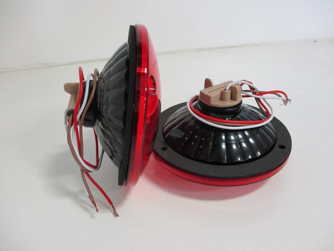 United Pacific Red Incandescent Round Stop Turn Tail Lights/Reflective Design/ 5 Inch Diameter