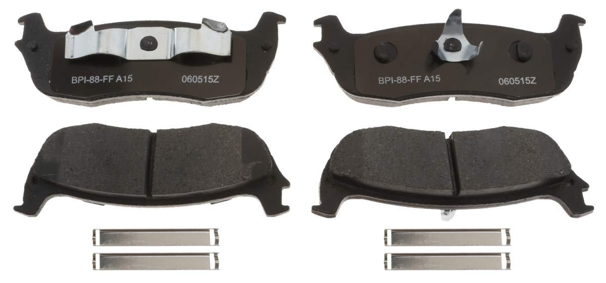 Raybestos Mgd711Ch Reliant Brake Pad Set