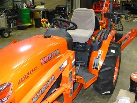 Durafit Seat Covers, For Kubota B2320,B2620,B2920,B3200,B7410,B7510,B7610,B7800,Bx1850,Bx2350,Bx24,Bx25,M5640,L2501,L3240,L3940,