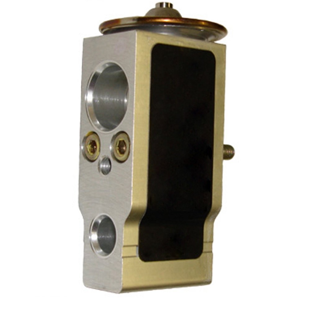 One New Expansion Valve Fits Kubota M1055, M108S, M4900, M5040, M6040, M6800, M7040, M8540, M8540 M8540 M8540 M8540, M9000, Rtv1