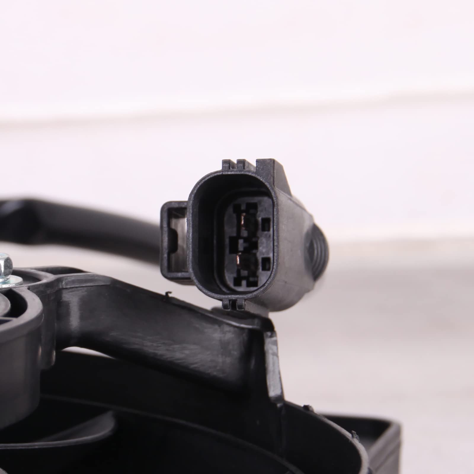 TYG OE Replacement(CAPA Quality) Cooling Fan Extra Silent for 2015-2018 Ford Focus Sedan 1.0L ECO Boost/ 2015-2018 Focus Hatchba