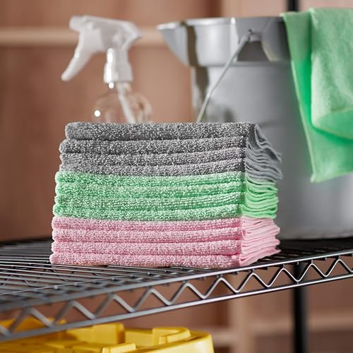 Amazon Basics Microfiber Cleaning Cloths, Ultra Soft And Absorbent, Free From Streaks/Lint/Scratch For Cars, 16'' X 12'', Green/