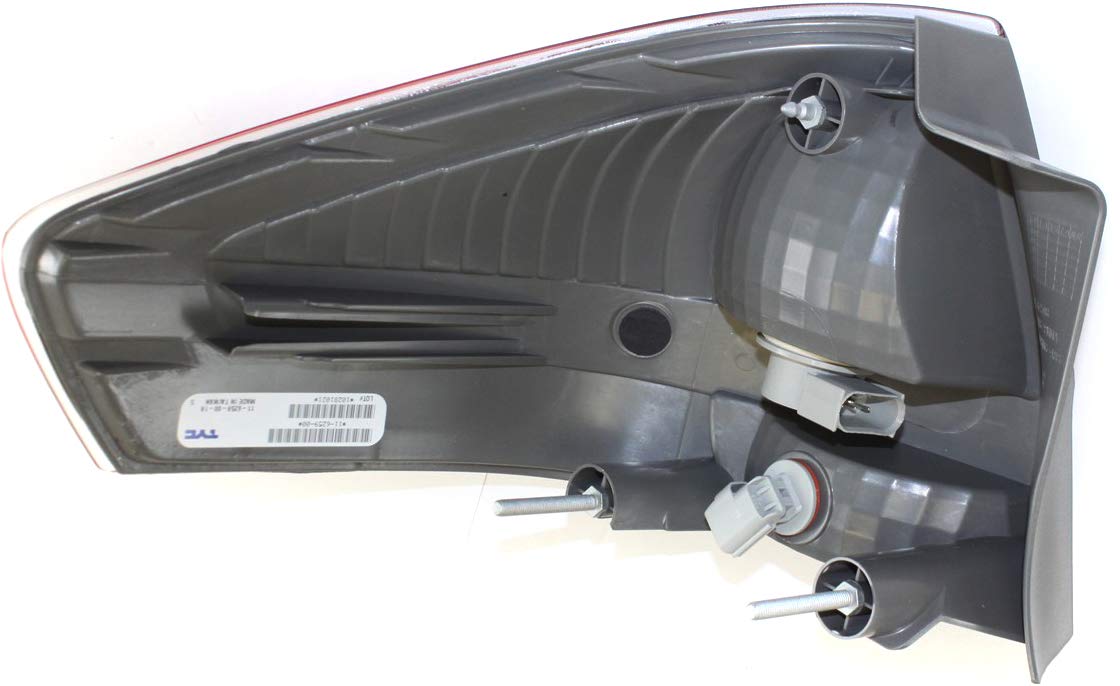 Evan-Fischer Tail Light Assembly Compatible With 2008 Ford Focus Coupe/Sedan Passenger Side