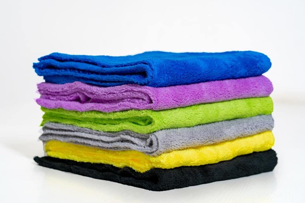 Microfiber Cloth for Car 400 GSM 40x40cm | Microfiber Cleaning Cloth for Bike & Car Twisted Loop Super Absorbent Edgeless Desig