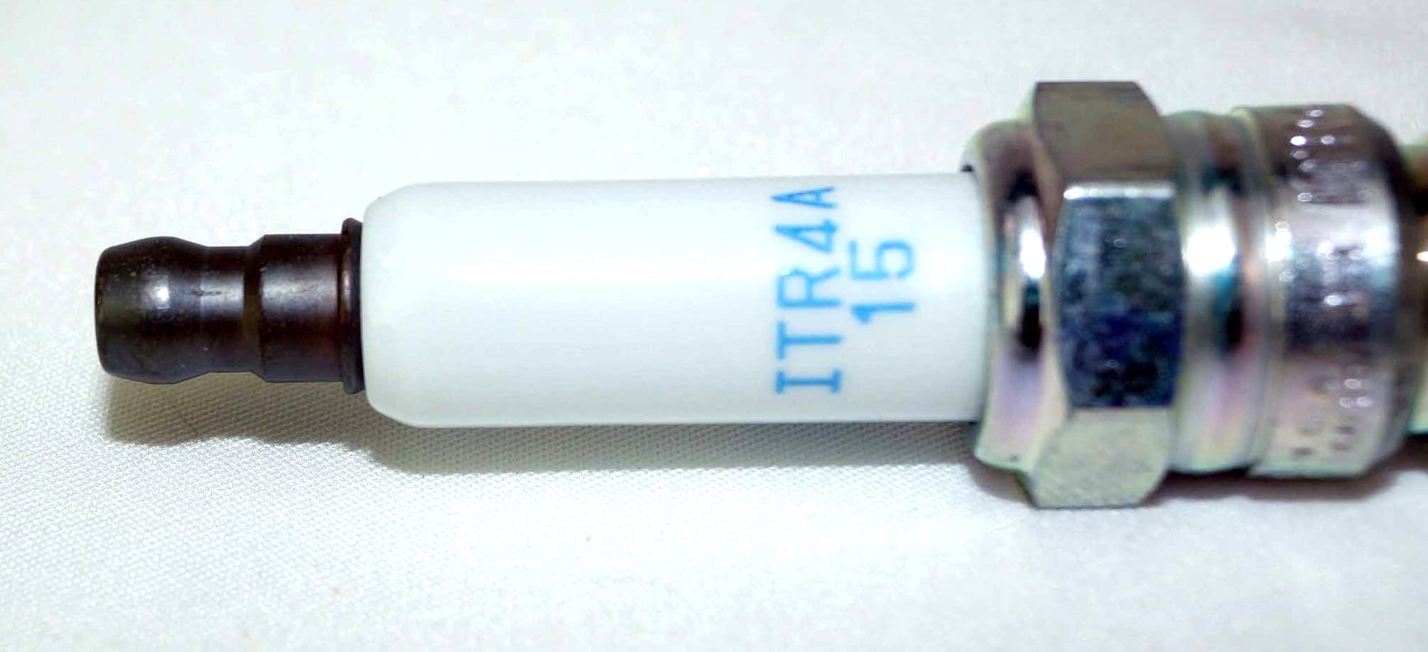 Ngk # 5599 Laser Iridium Spark Plug Itr4A15 ----- 6 Pcsnew