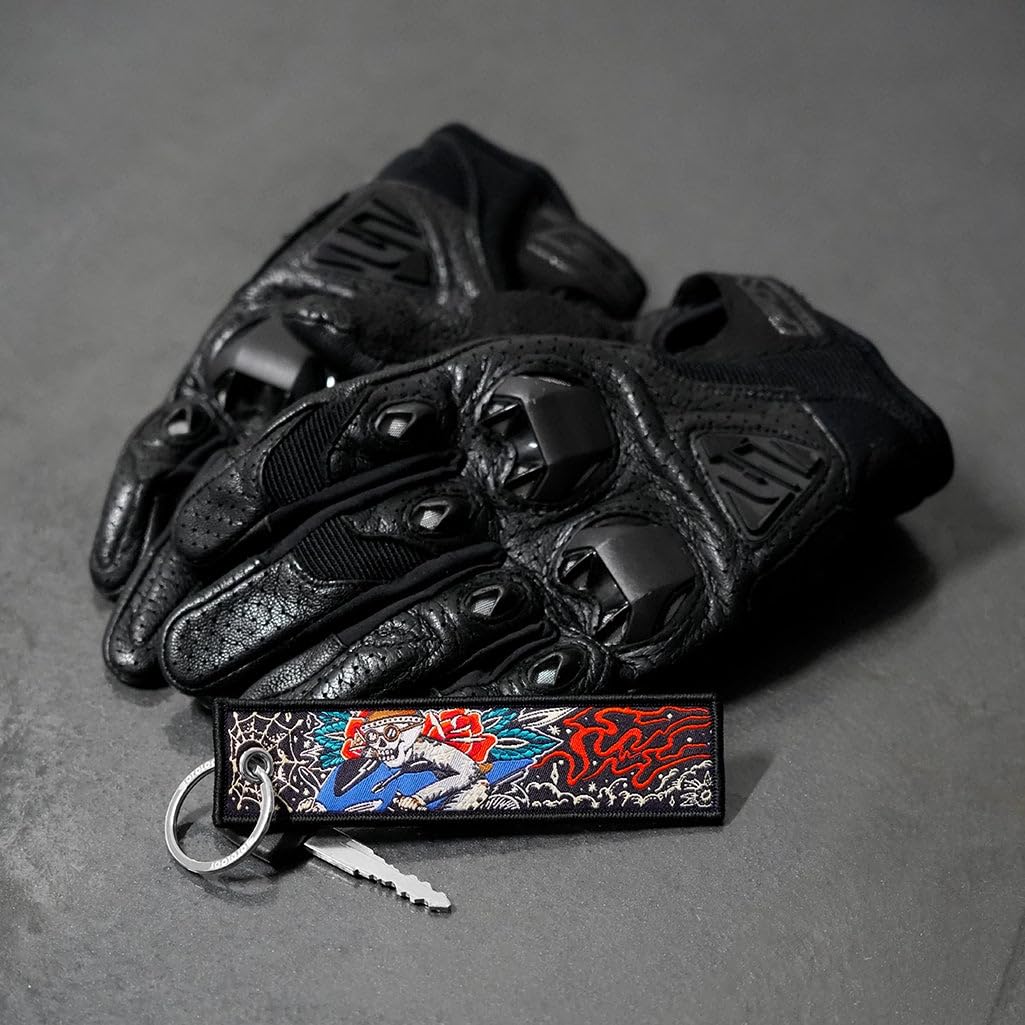 Motoloot Keychain For Motorcycles, Scooters, Cars And Gifts (Skull Cap Rider)