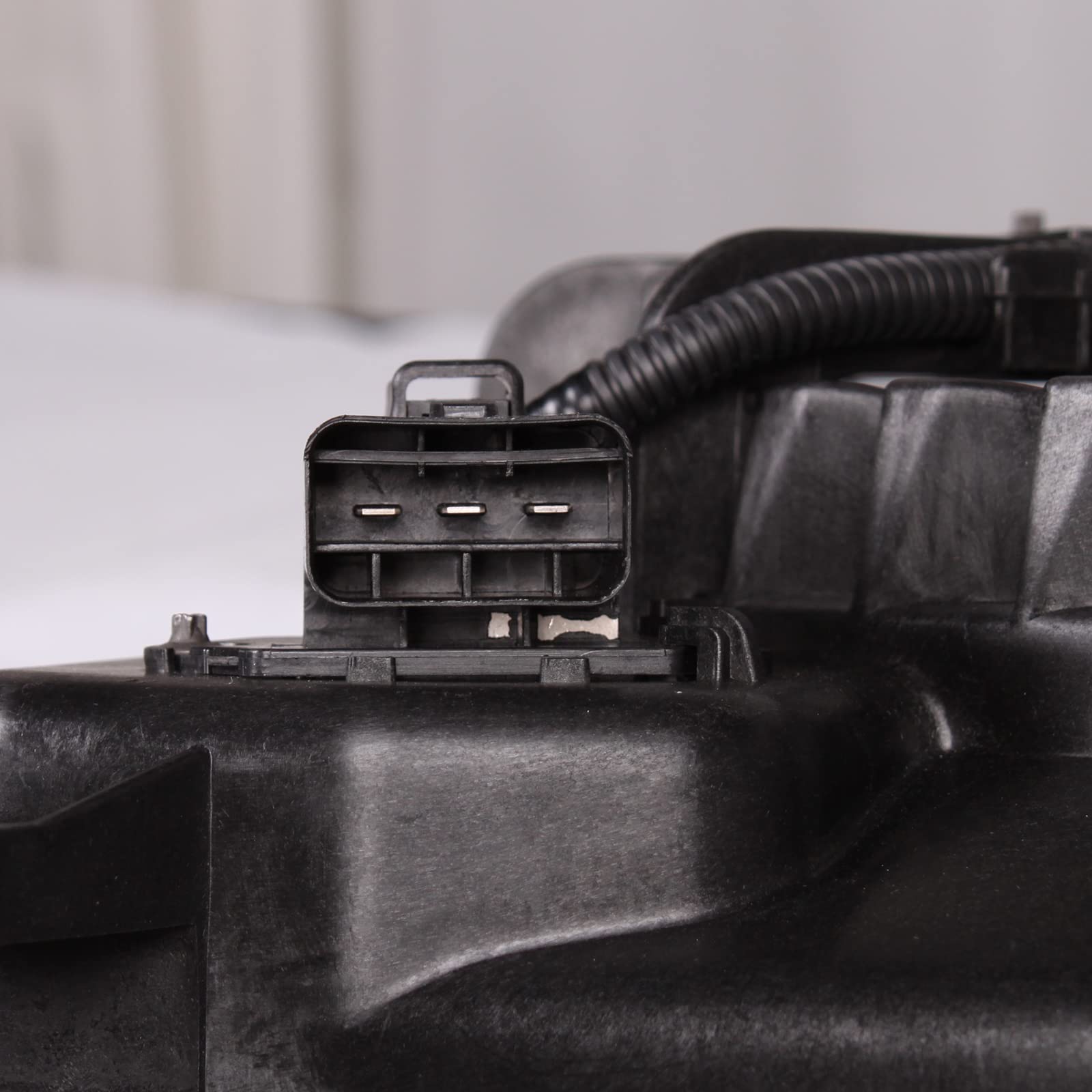 TYG OE Replacement(CAPA Quality) Cooling Fan Extra Silent for 2010-2011 Kia Soul 1.6L W/Resistor | 25380-2K000 | KI3115128 | 621