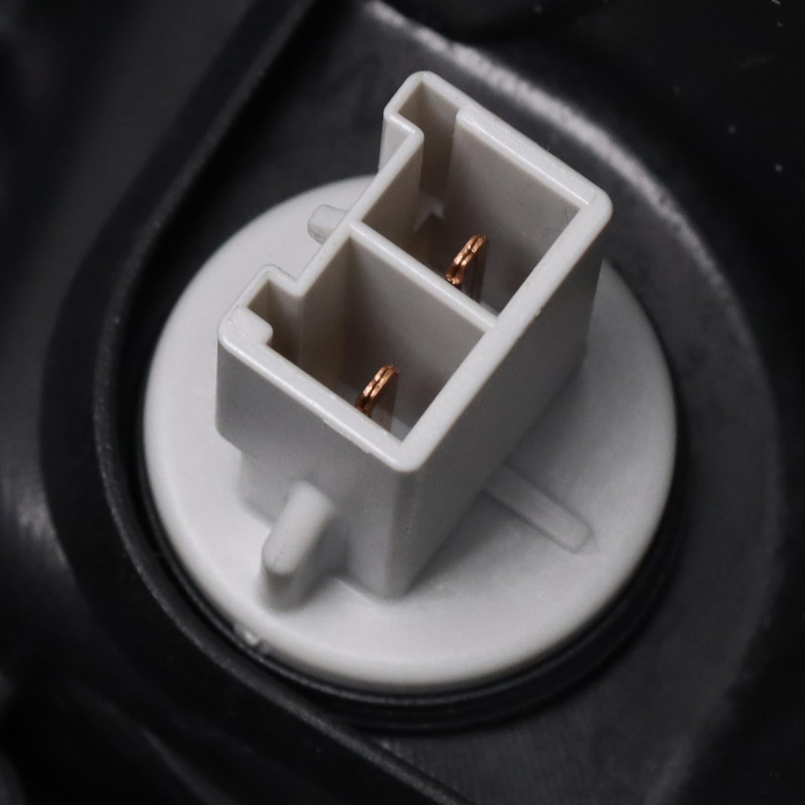 Trq Driver & Passenger Side Headlight Assembly Set Headlights Driver & Passenger Side Compatible With 2017-2019 Nissan Versa Not