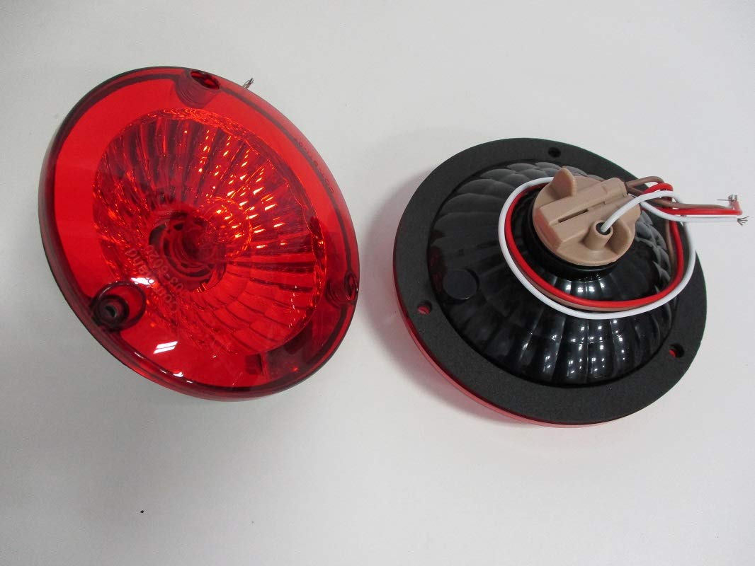 United Pacific Red Incandescent Round Stop Turn Tail Lights/Reflective Design/ 5 Inch Diameter