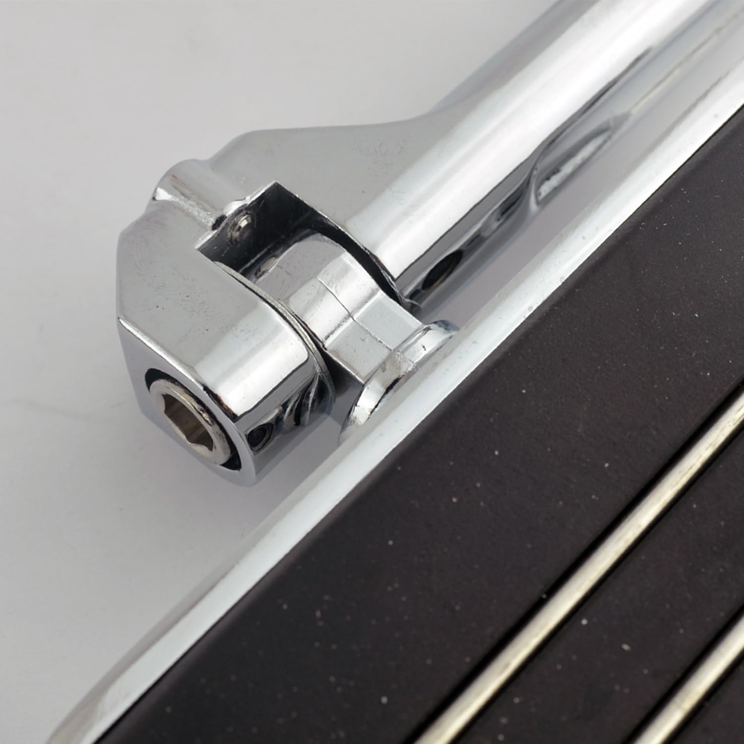 1.25' Motorcycle Highway Pegs, Adjustable Bracket Foot Pegs For Motorcycle With 1-1/4' Engine Guard/Crash Bar, Motorcycle Foot Pegs Foot Rest Fit For Touring Road King Street Glide