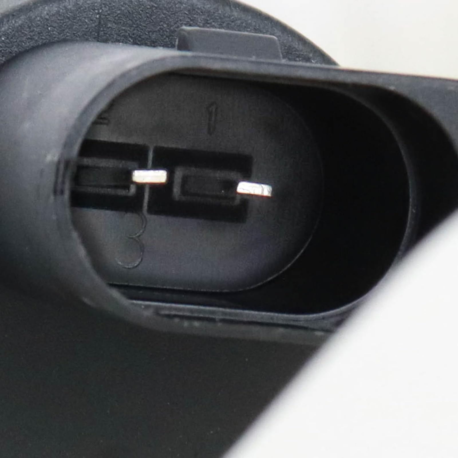 Trq Windshield Washer Reservoir Compatible With 2011-2012 Chevrolet Volt Gm1288185