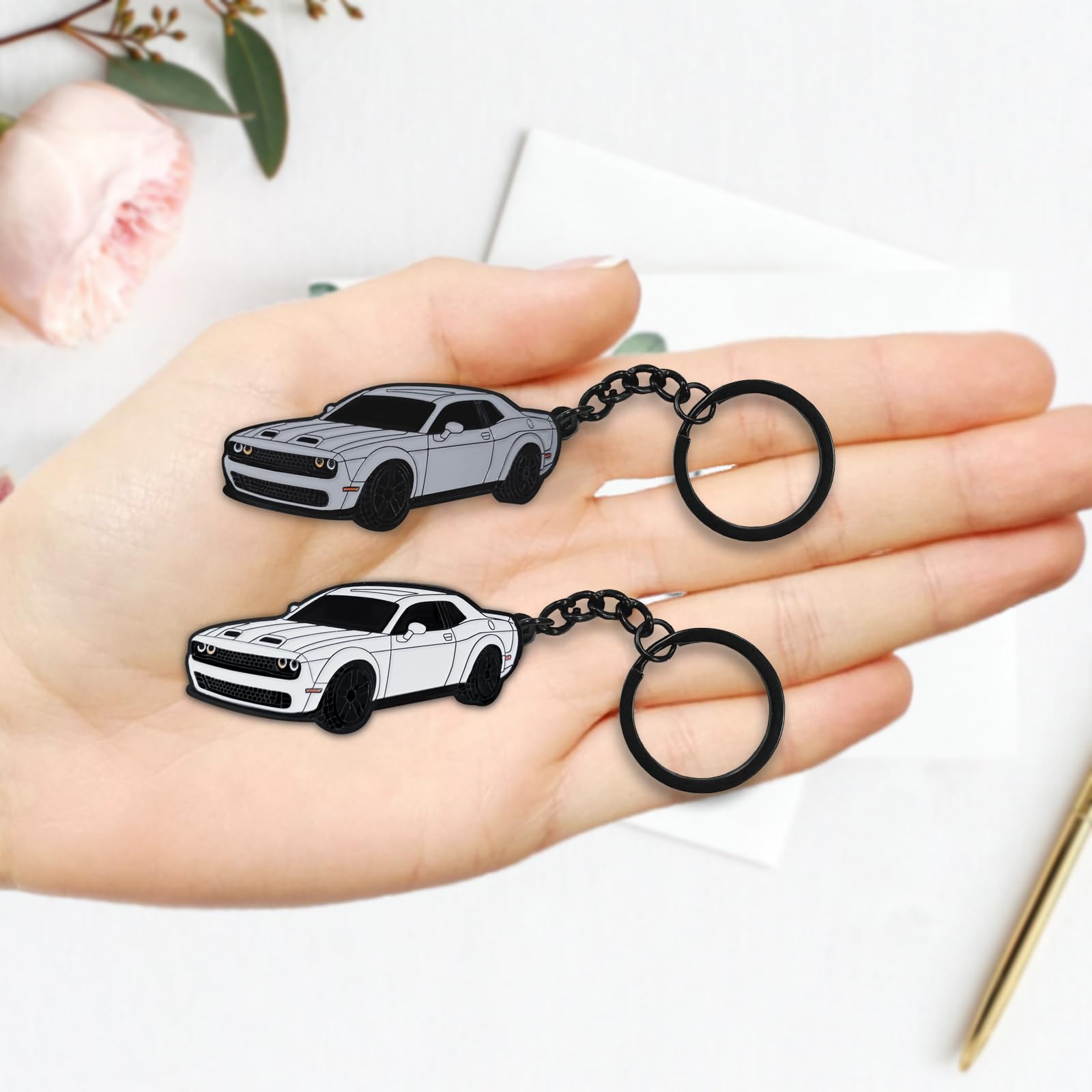 Glahorse For Dodge Challenger Hellcats Dakota Charger Srt Avenger Durango Keychain，For Dodge Challenger Accessories 2015-2022（White）