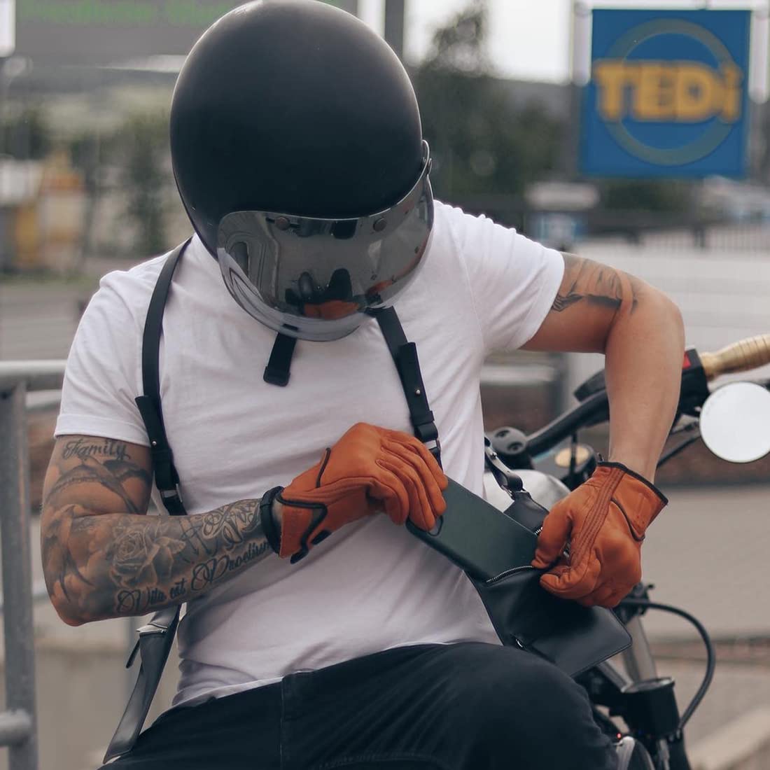 Harssidanzar Mens Full Finger Goatskin Leather Touchscreen Motorcycle Gloves Upgrade Gm028,Tan,Size S