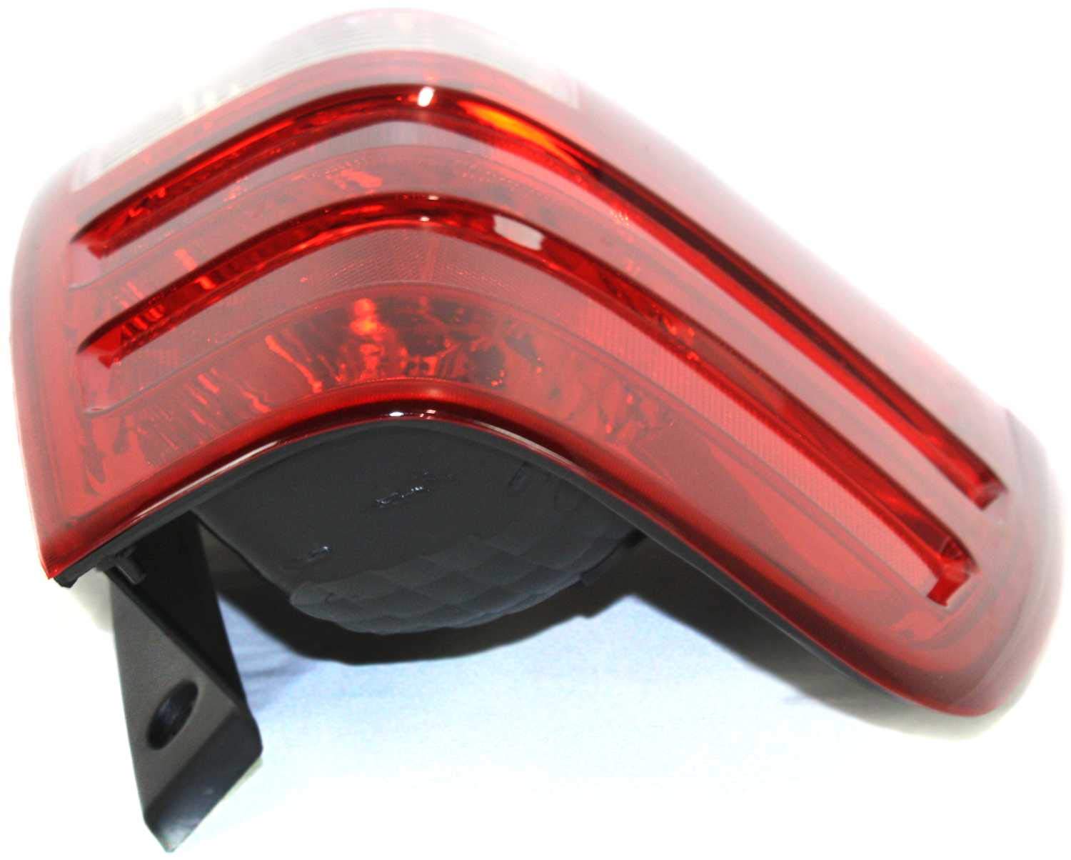 Evan Fischer Driver Side Tail Light Compatible With 2003-2006 Ford Expedition - Fo2800166