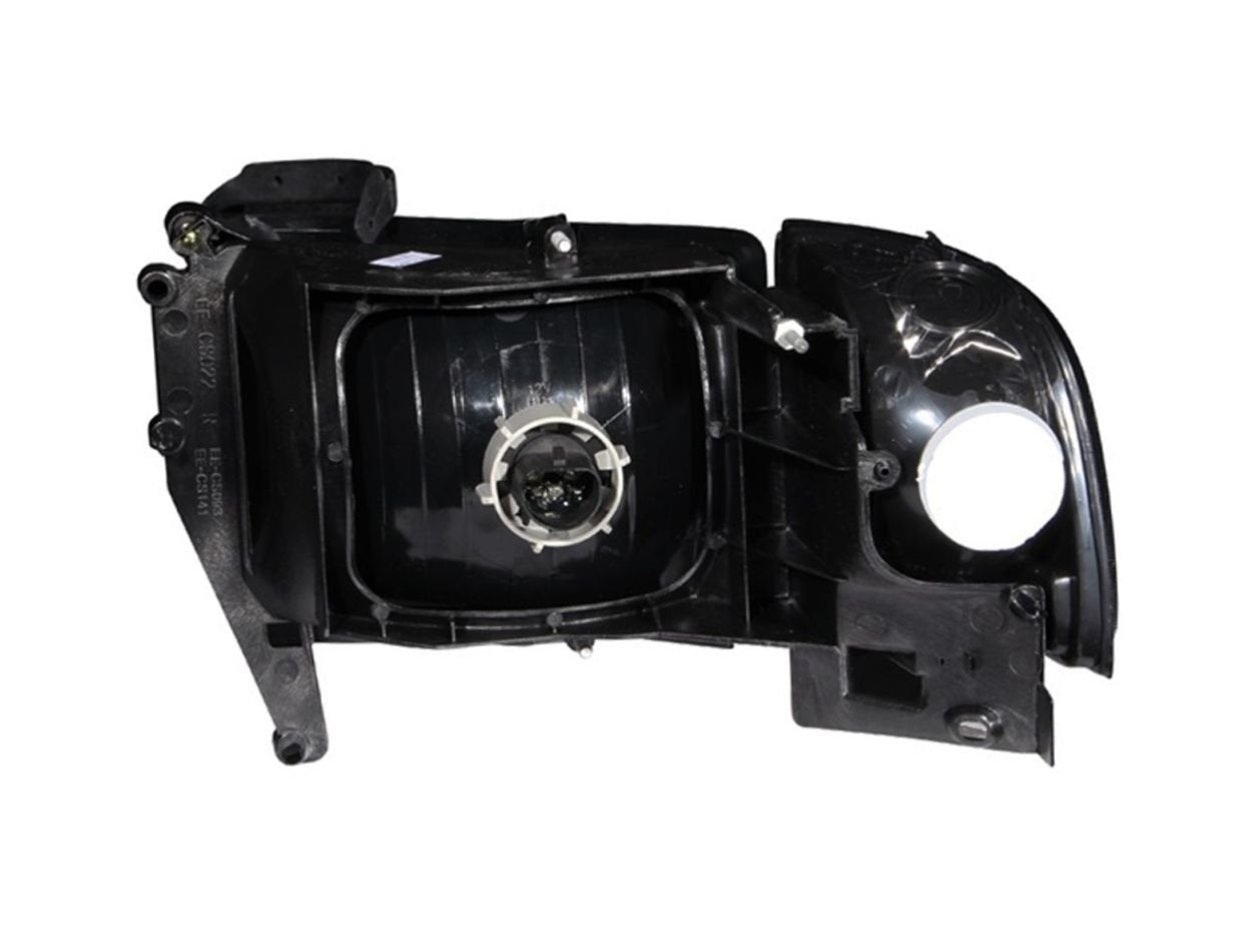 Anzo Usa 111068 Crystal Headlight Set W/Corners-Chrome