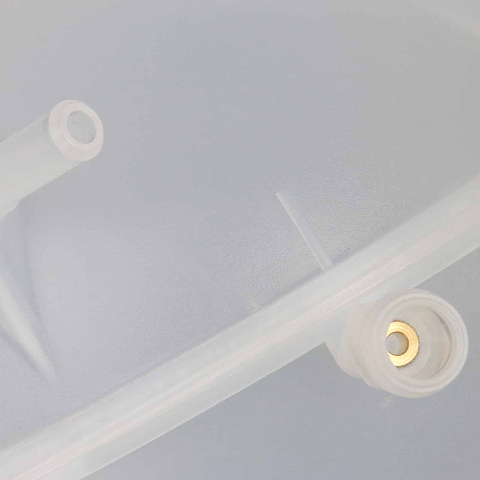 Trq Radiator Coolant Reservoir Expansion Tank Overflow Bottle Compatible With 2015-2019 Ford Transit-150 Transit-250 Transit-350