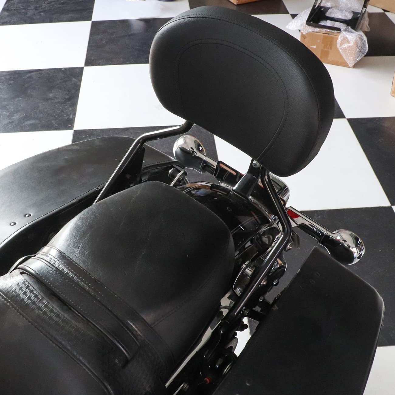 Aufer Detachable Upright Passenger Backrest Sissy Bar W/Back Rest Pad Compatible With For Touring Road King Street Glide Electra Glide Road Glide Flhr Flhx Flht Fltr 2009-2024(Black)