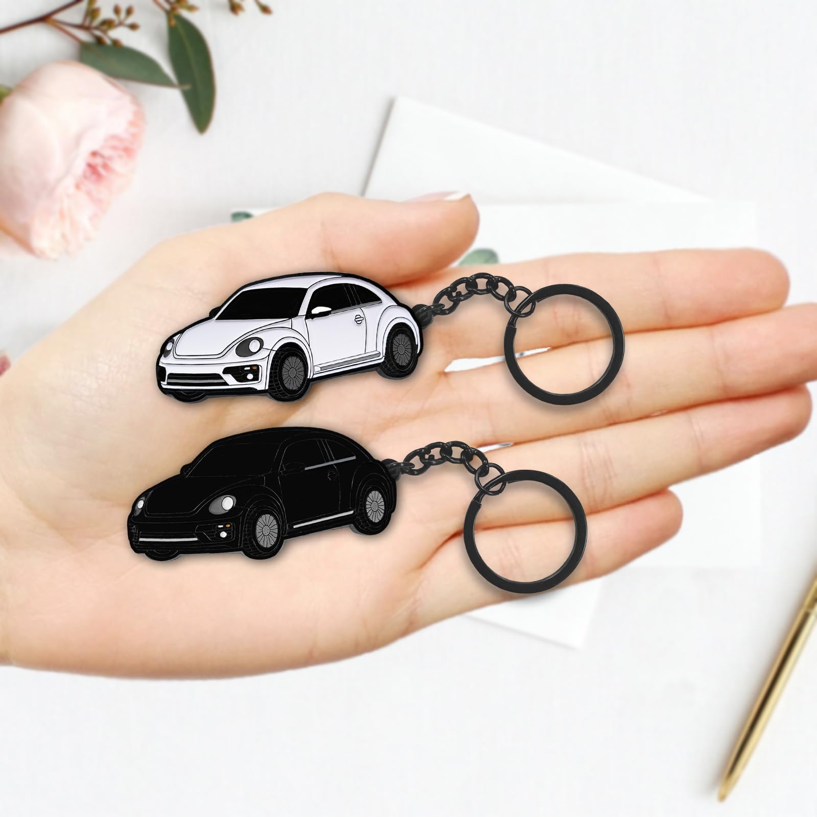 Glahorse For Volkswagen New Beetle Keychain，For Volkswagen New Beetle Accessories 2005-2022，Metal Keychain (White)