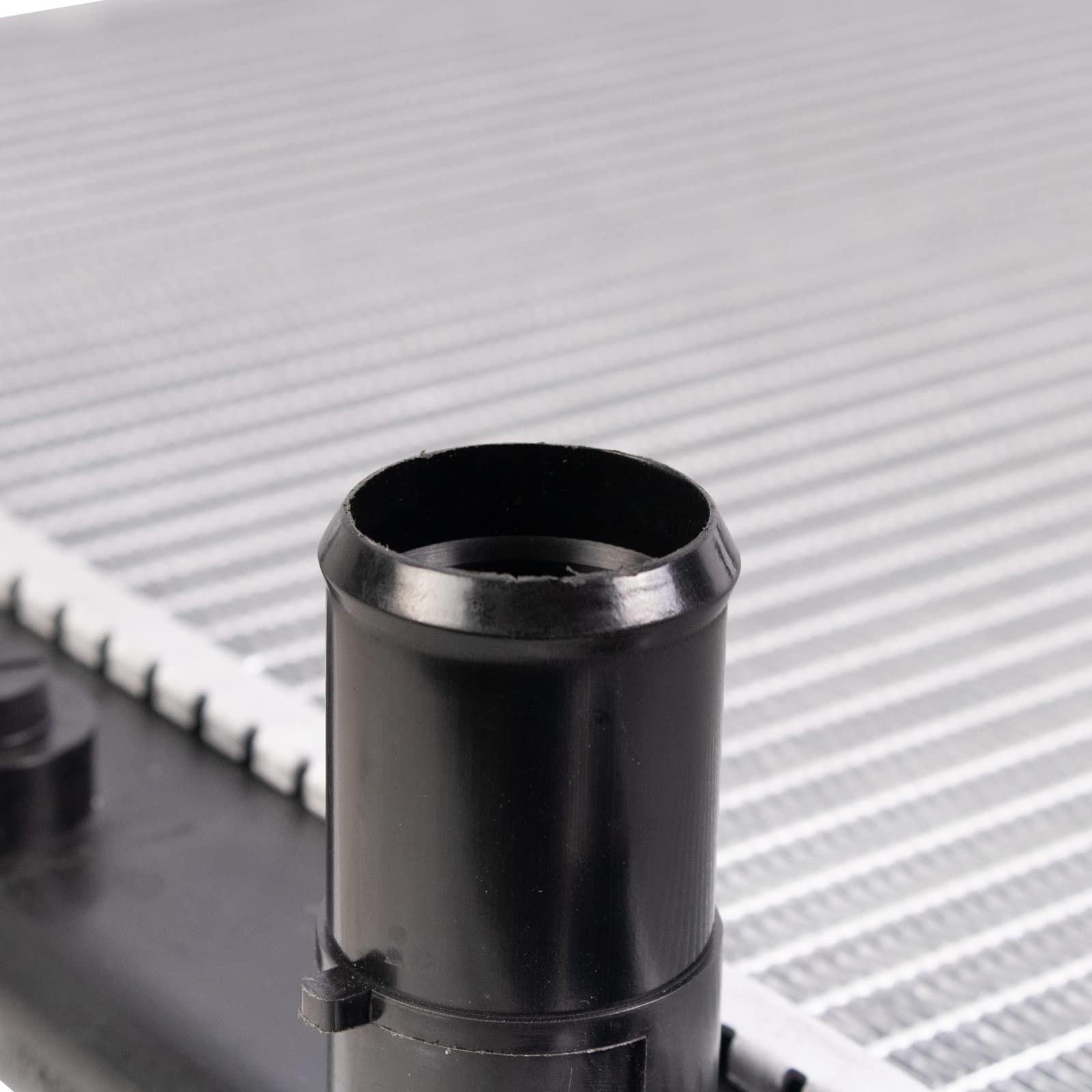 Trq Radiator Assembly Aluminum Core Compatible With 16-21 Mazda Cx-3 Cu13585 Ma3010241