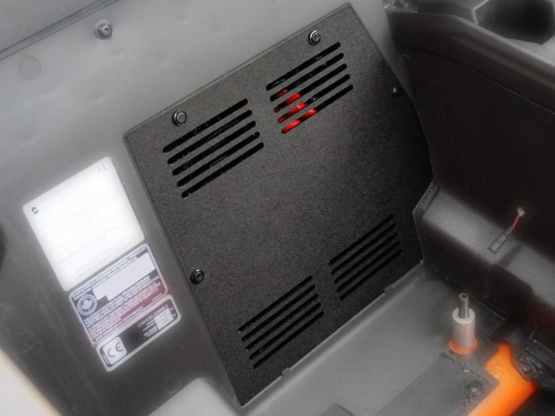 Can-Am Maverick X3 Battery Cover