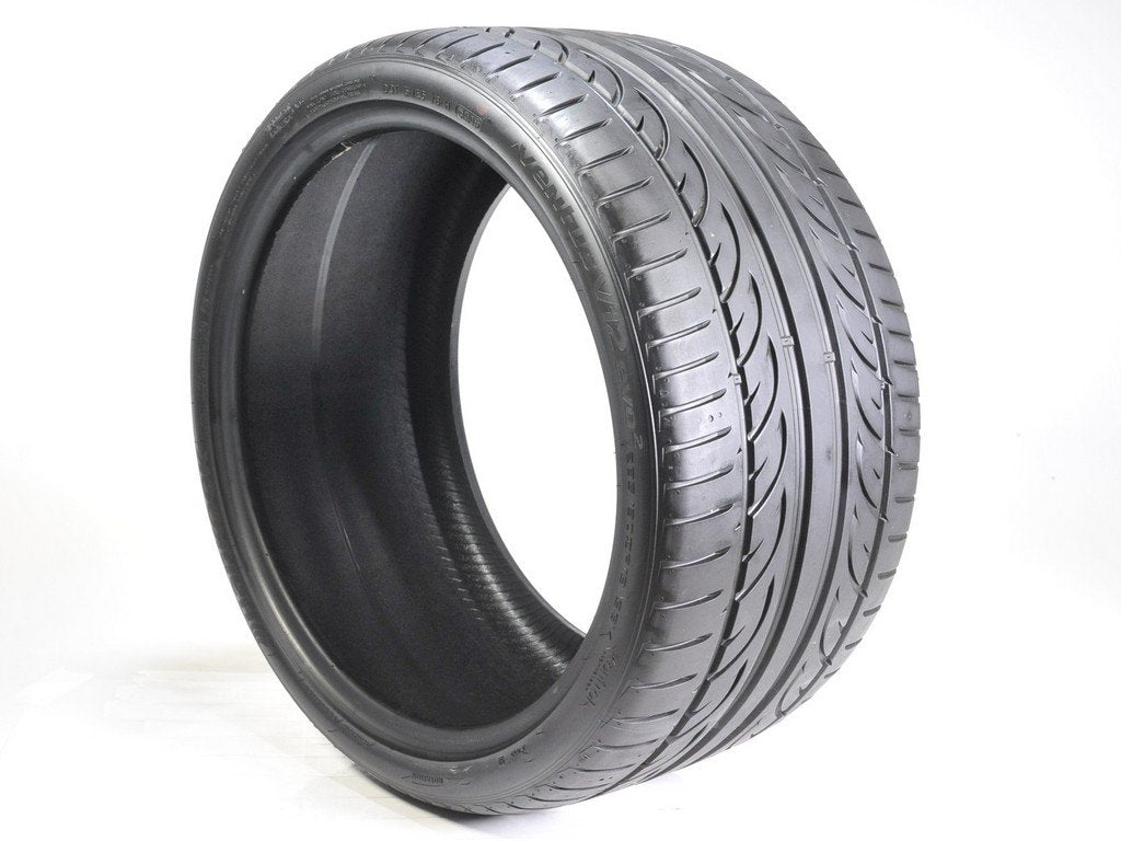 Hankook Ventus V12 Evo 2 Summer Radial Tire - 285/30R19 Y