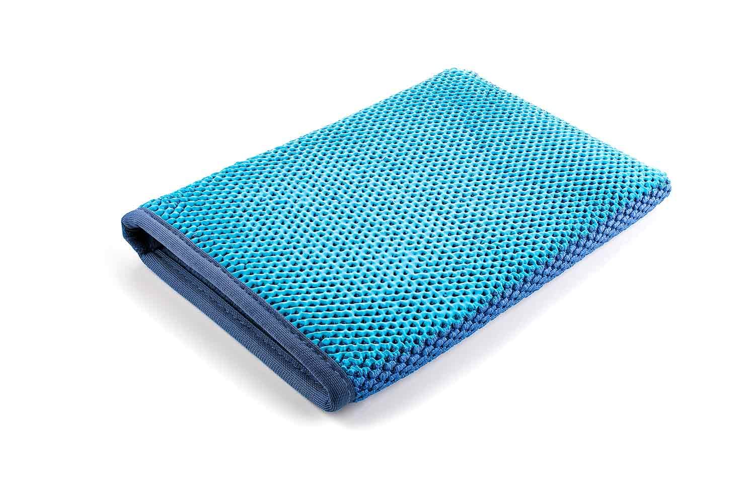 The Rag Company - Ultra Clay Decontamination Mitt - Easy to Use; Effective Cleaning & Release of Paint Contaminants; Increase Wa