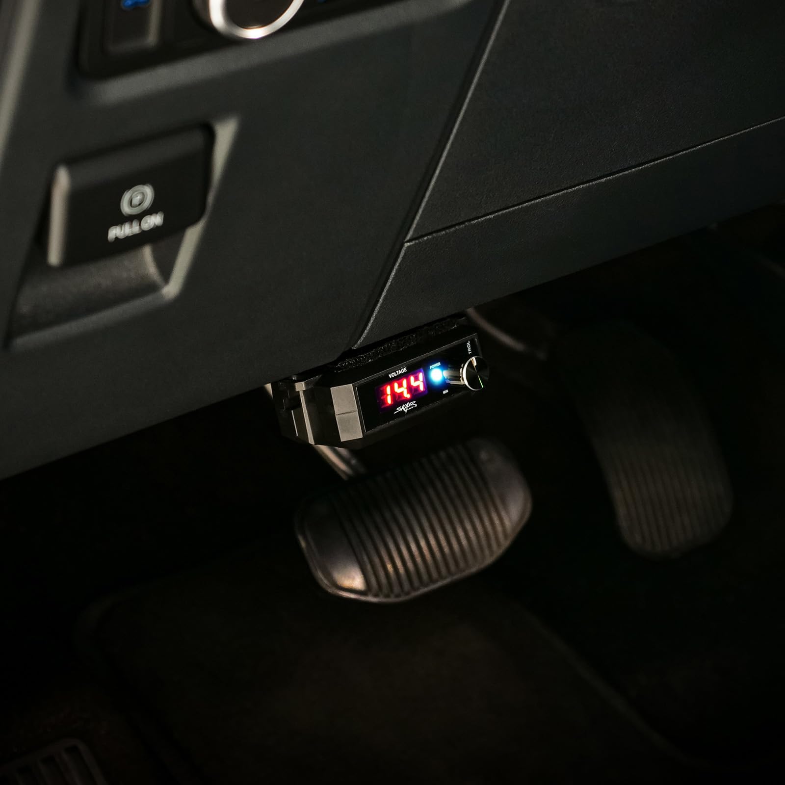 Skar Audio SK-RBVM Universal Remote Bass Knob with Digital Voltmeter, Black, Polymer Construction
