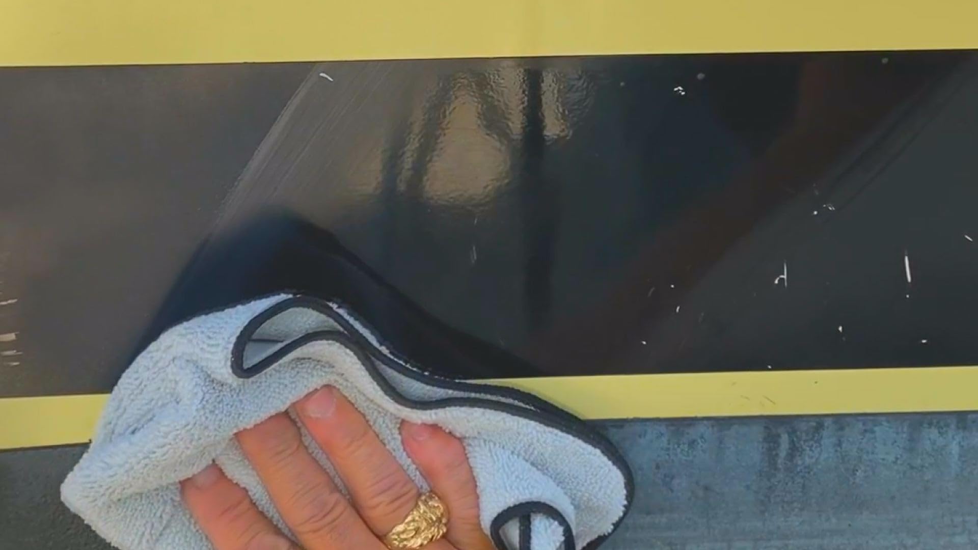 Flitz Cs 02906 Ceramic Paint/Fiberglass Sealant, 16 Oz. Spray Bottle