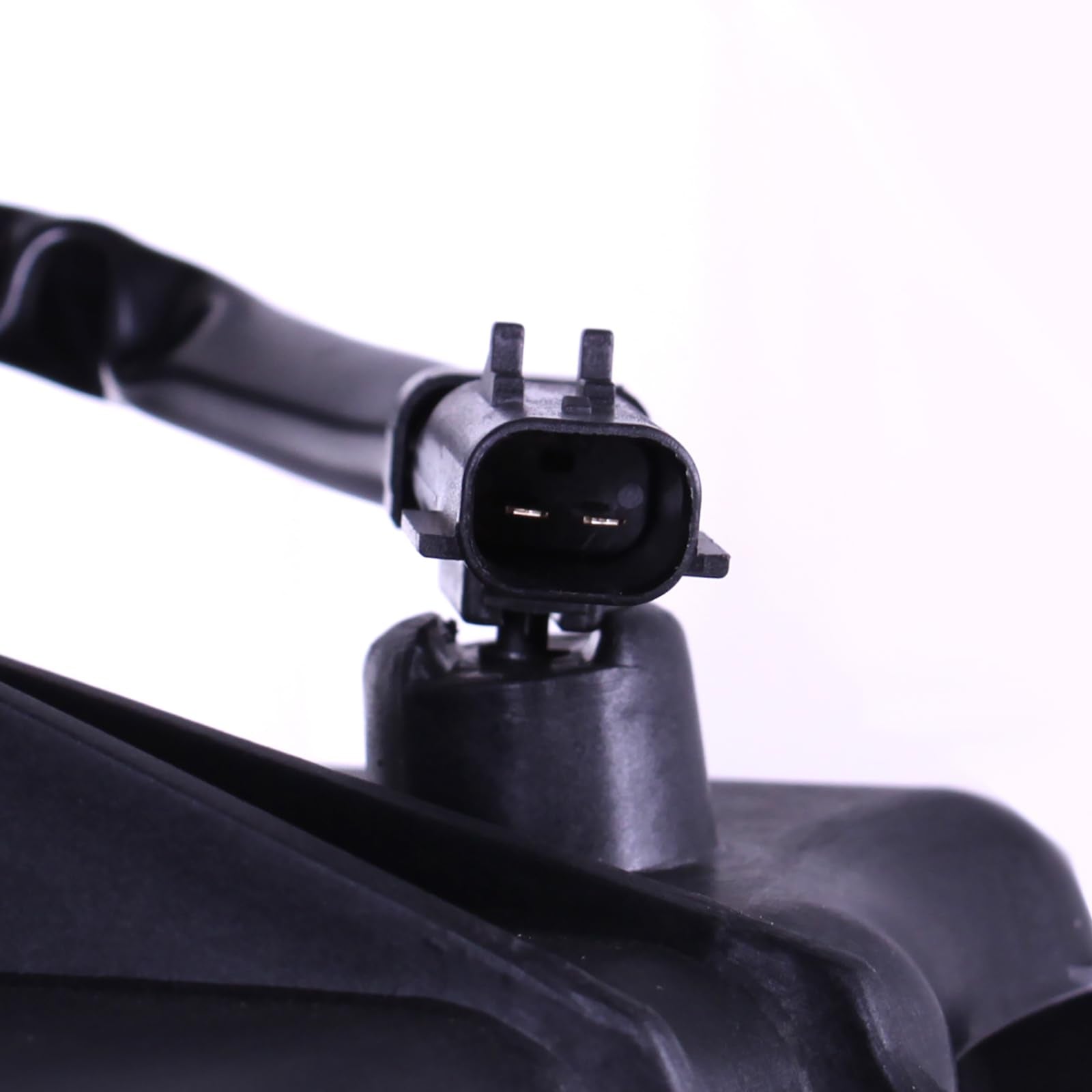 TYG Upgraded Cooling Fan Assembly for 2002-2004 Jeep Liberty 2.4L/ 2002-2003 3.7L | Racing-Level OE Replacement Engine Radiator