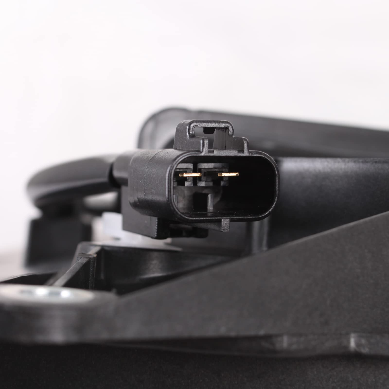 TYG OE Replacement(CAPA Quality) Cooling Fan Extra Silent for 2005-2010 Scion Tc 2.4L | 1636328210 | SC3115101 | 620-547