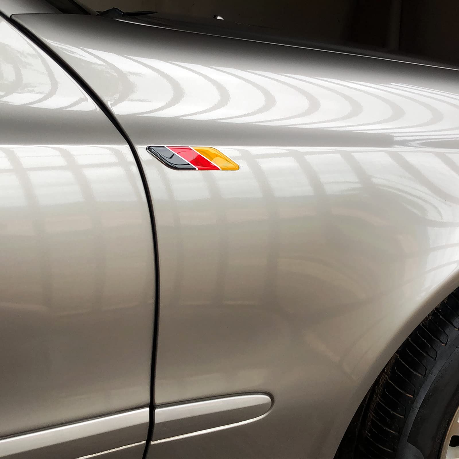 Dsycar 2Pcs/Pair 3D Germany Flag Car Emblem Badge Fit Germany Car Body German Flag Car Sticker Decal Bumper Emblem Automotive Decals