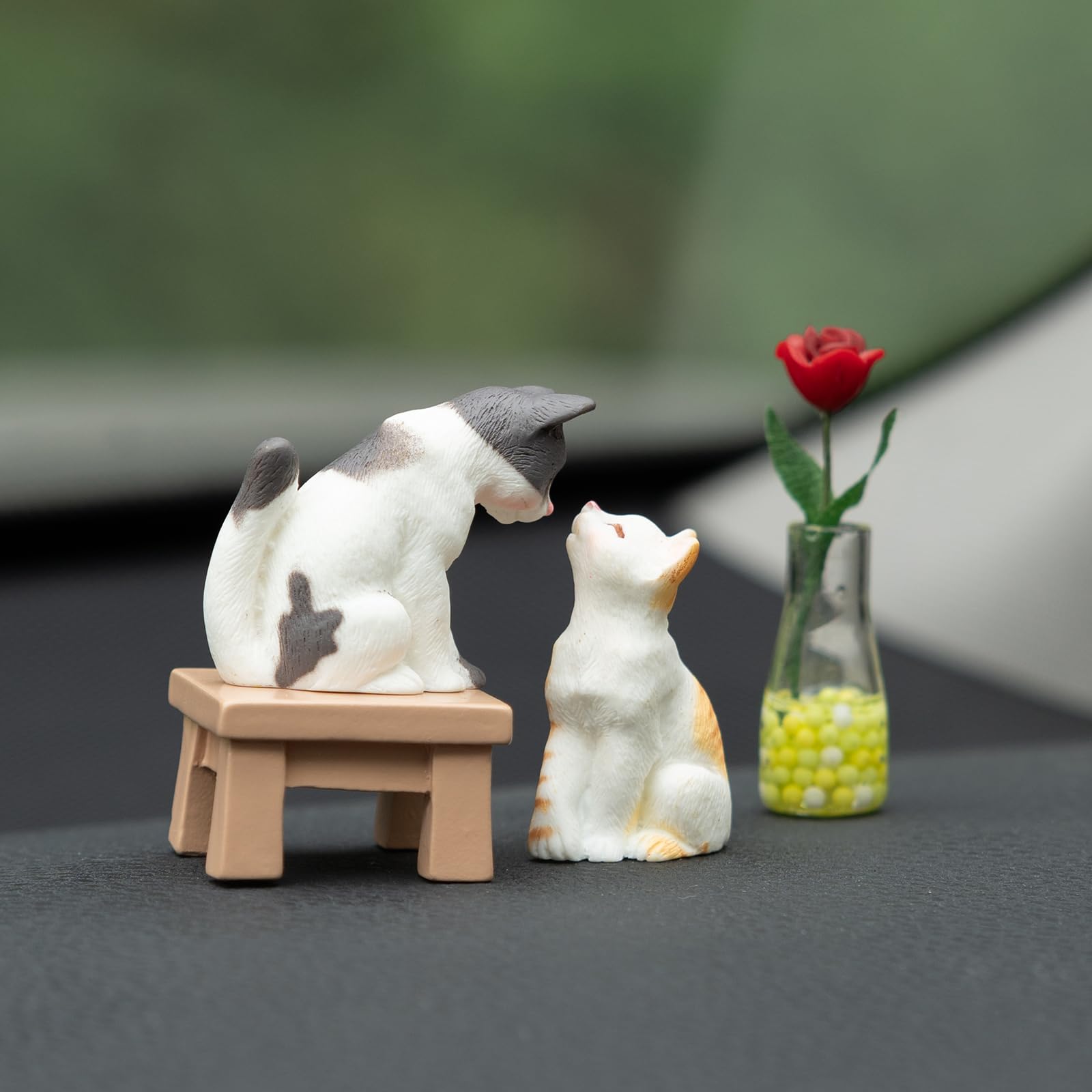 Rislobx Cat Car Dashboard Decoration, 4PCS Mini Cute Cat Car Accessories Door Rearview Mirror Ornament Interior Decor