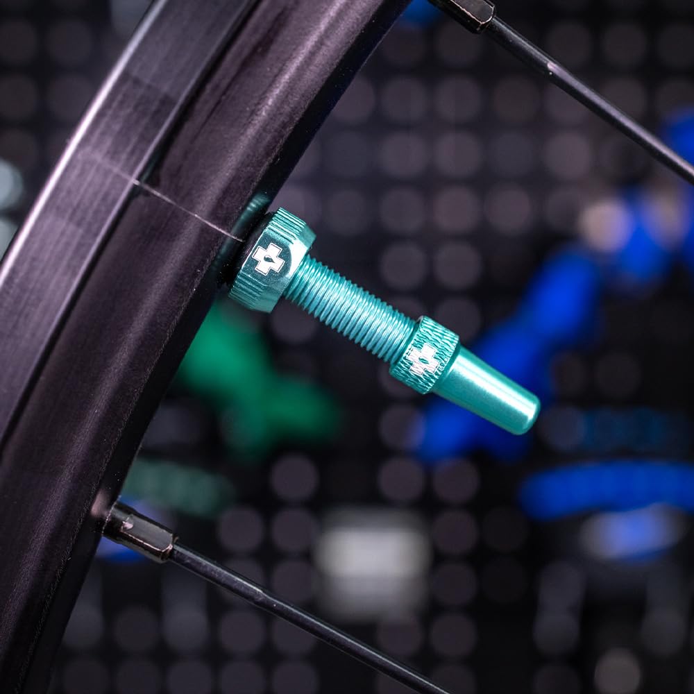 Muc-Off Tubeless Valves, Turquoise 44mm - Tubeless Valve Stems with Valve Core Removal Tool for Tubeless Tires - Includes Presta