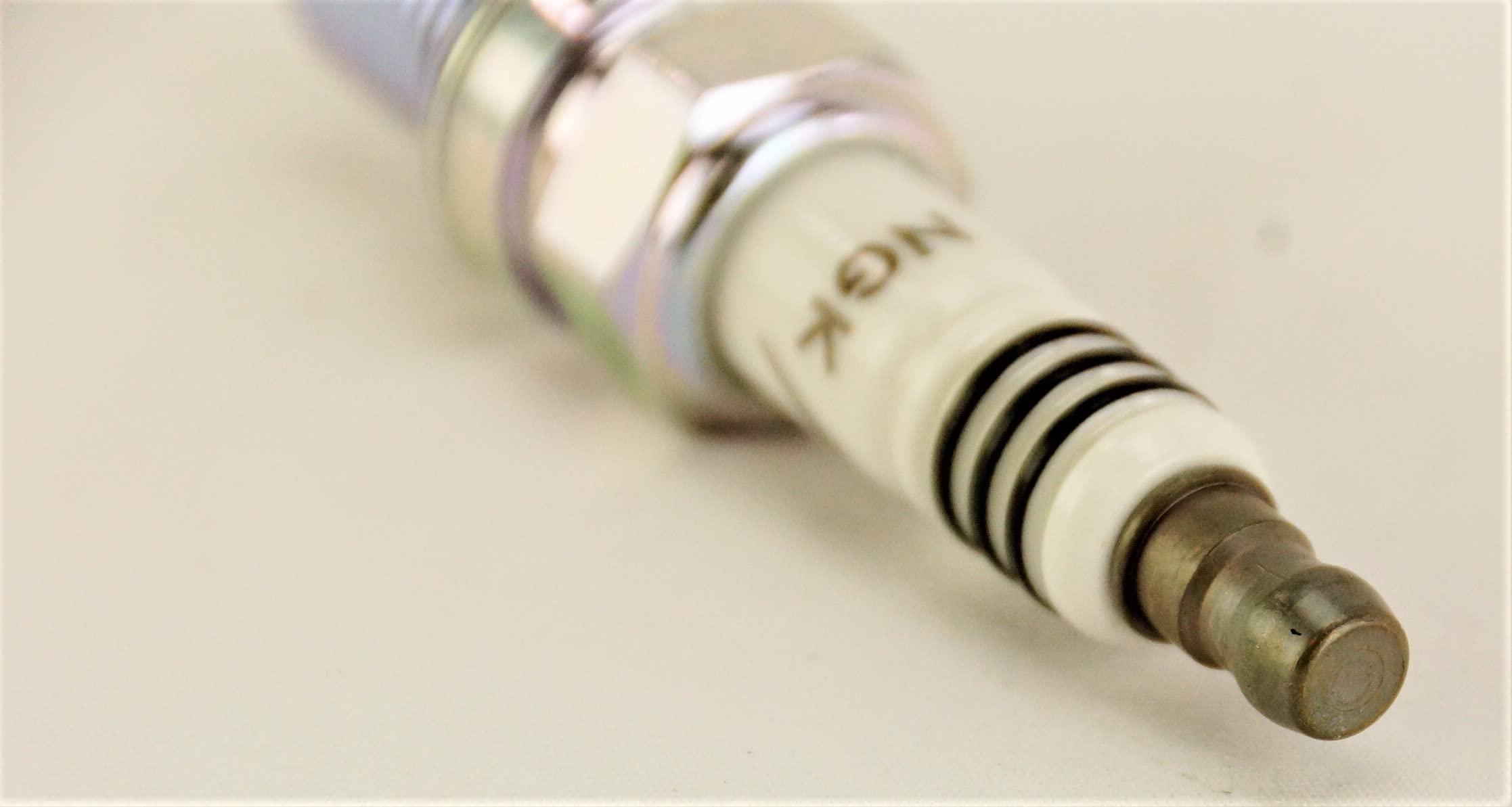 4 New Ngk Iridium Ix Spark Plug Dcpr7Eix # 6046