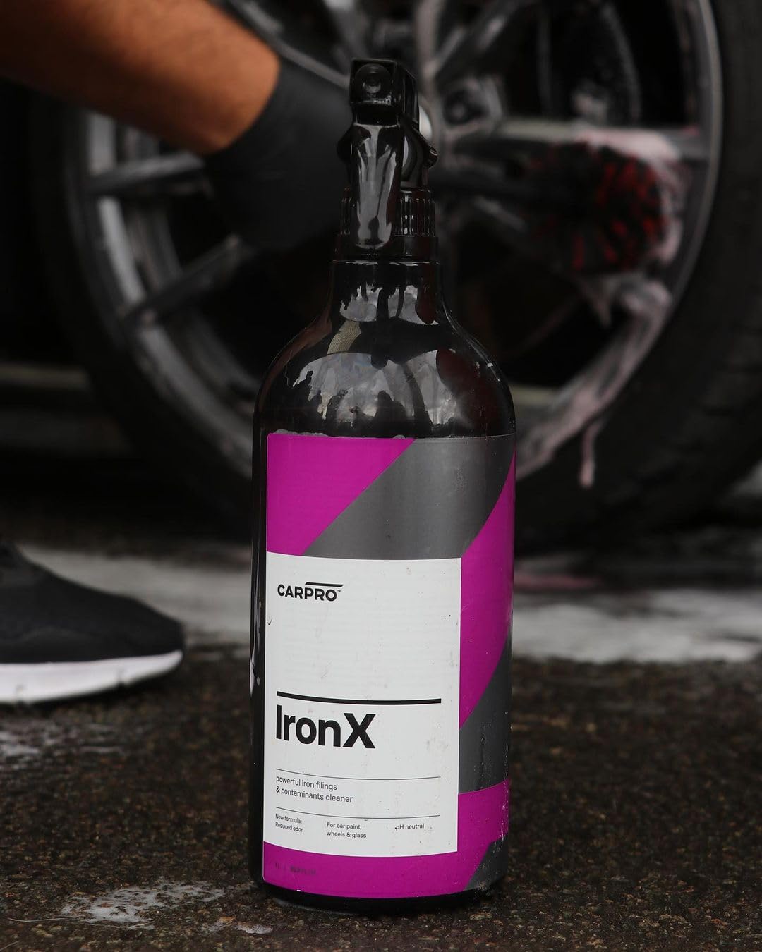 Carpro Ironx Iron Remover: Stops Rust Spots And Pre-Mature Failure Of The Clear Coat, Iron Contaminant Removal - 1 Liter With Sprayer (34Oz)