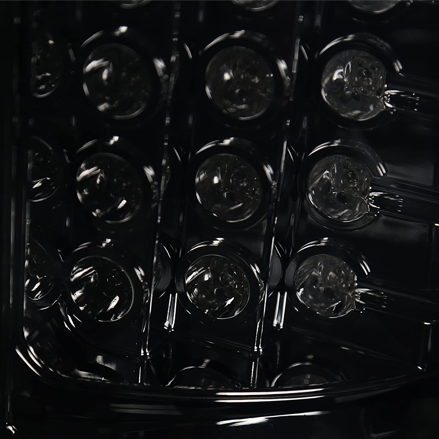 Spec-D Tuning Smoke Lens LED Tail Lights Compatible with 1999-2002 Chevy Silverado 1500/1500HD/2500/2500HD/3500 Sierra Models Left + Right Pair Assembly