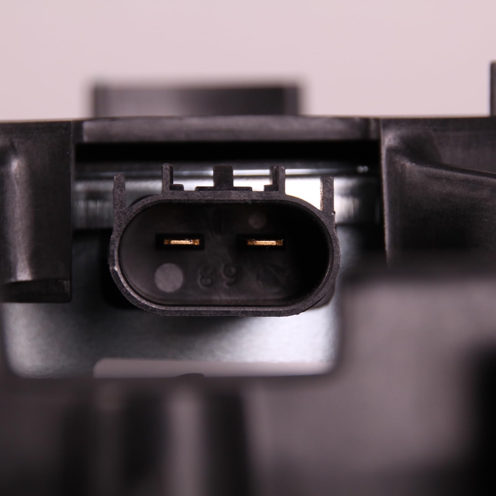 TYG Upgraded Cooling Fan Assembly for 2013-2019 Chevrolet XTS 3.6L | Racing-Level OE Replacement Engine Radiator for 22747159 |