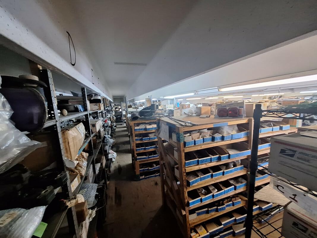 Blue Sea Systems 7086 285 Series Circuit Breakers, Panel Mount, 80A DC