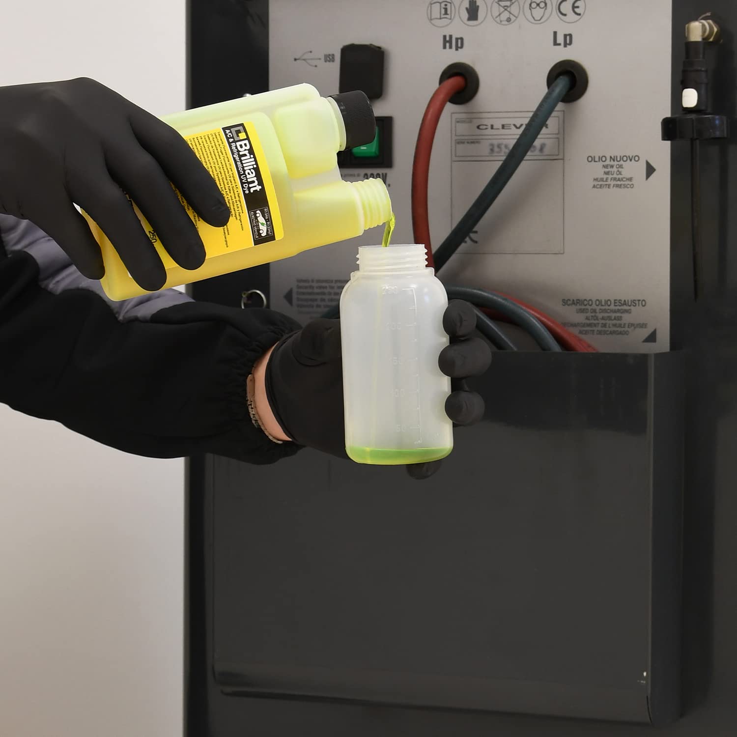 Errecom Brilliant - 8.5 Fl Oz (250 Ml), Fluorescent Uv Dye For Detecting Refrigerant Gas Leaks In Air Conditioning And Refrigera