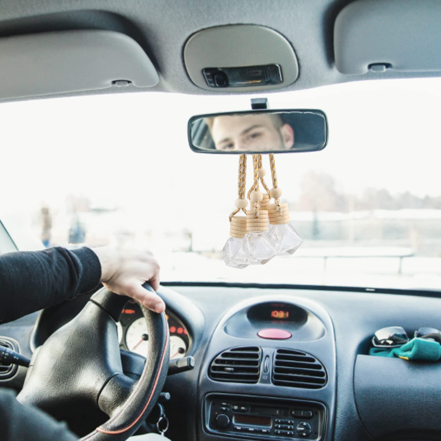 DMuuuDM 20 Pcs 8ml Hanging Car Air Freshener Diffuser,Empty Refillable Clear Glass Essential Diffuser Oil Aromatherapy Fragrance